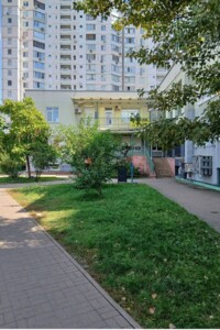 Комерційне приміщення в Києві, продаж по Милославська вулиця, район Троєщина, ціна: 80 000 доларів за об’єкт фото 2 Комерційне приміщення в Києві, продаж по Милославська вулиця, район Троєщина, ціна: 80 000 доларів за об’єкт фото 2