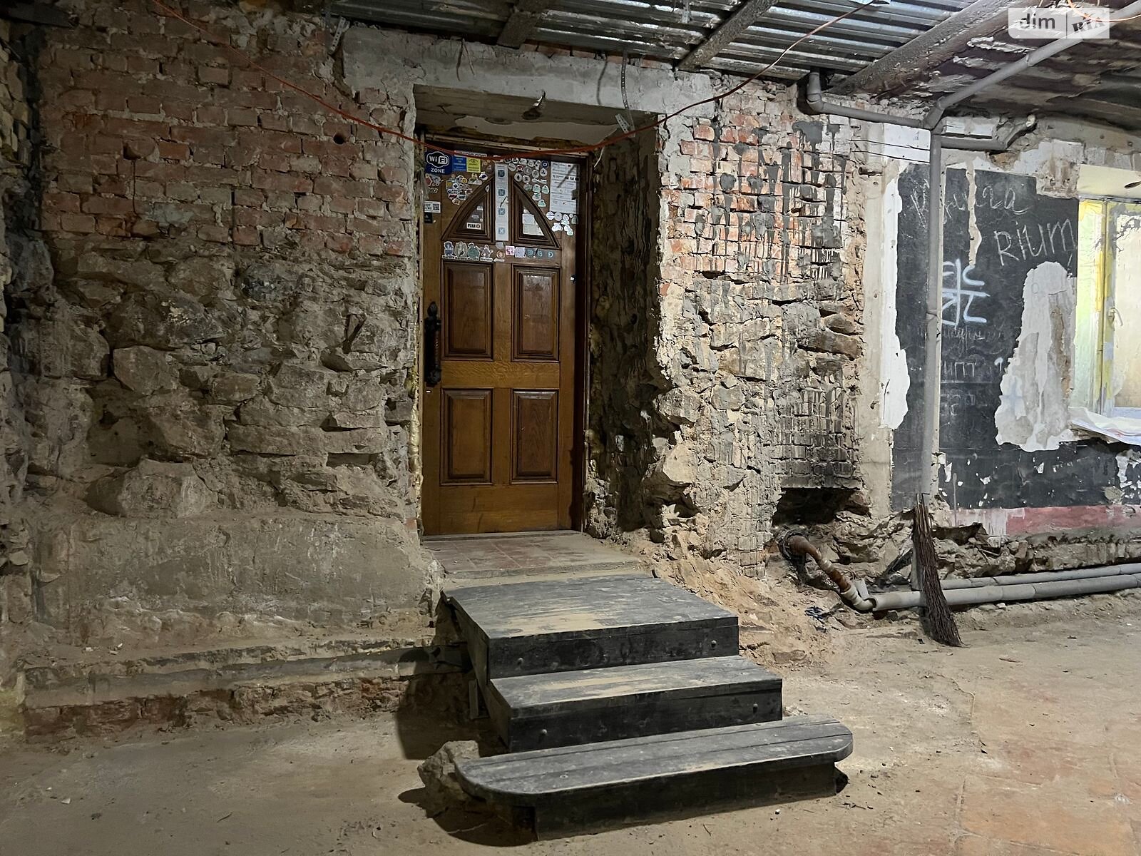 Комерційне приміщення в Києві, продаж по В’ячеслава Липинського (Чапаєва) вулиця 10, район Центр, ціна: 198 000 доларів за об’єкт фото 1 Комерційне приміщення в Києві, продаж по В’ячеслава Липинського (Чапаєва) вулиця 10, район Центр, ціна: 198 000 доларів за об’єкт фото 1