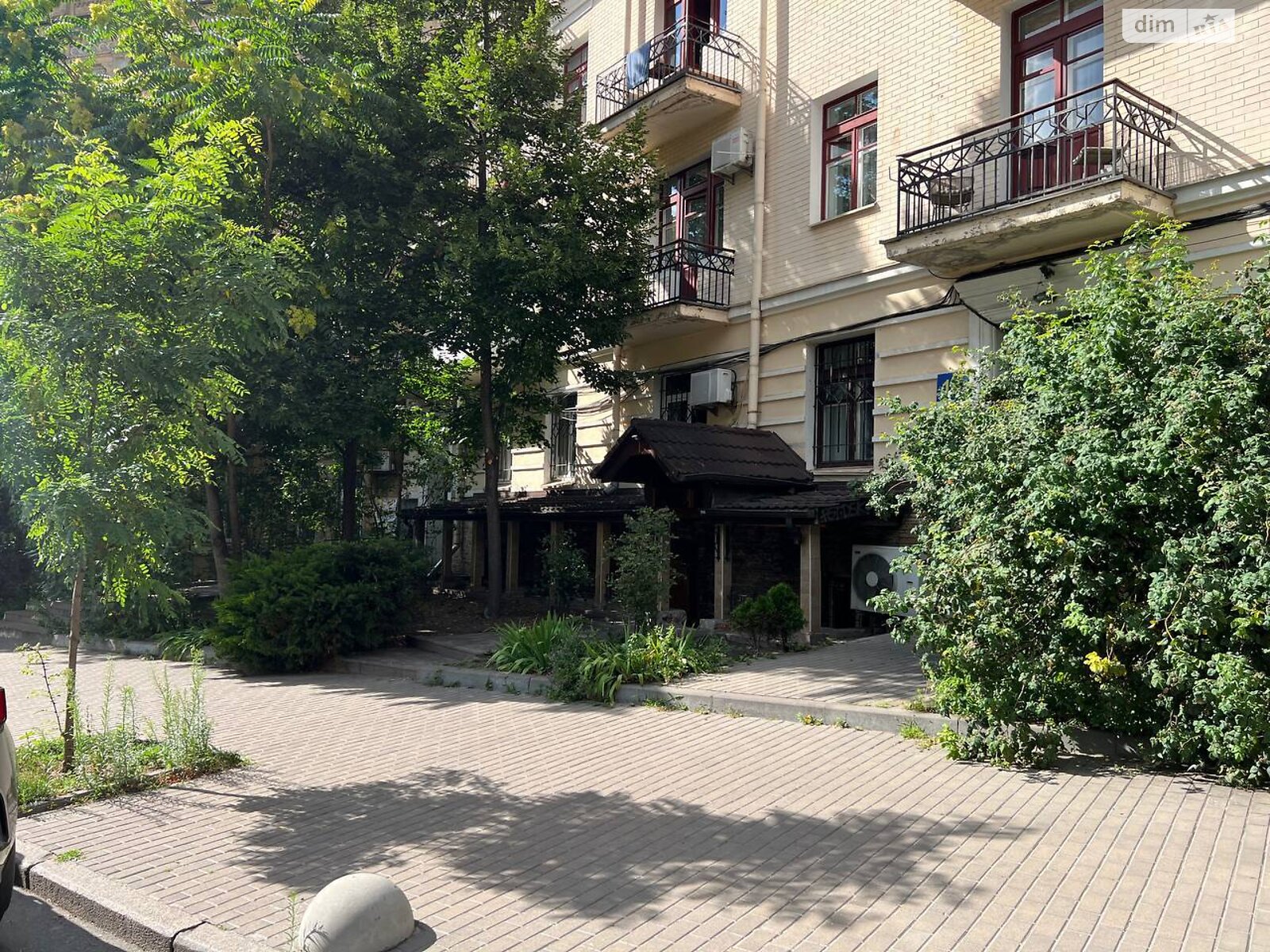 Коммерческое помещение в Киеве, продажа по Вячеслава Липинского (Чапаева) улица 10, район Центр, цена: 198 000 долларов за объект фото 1 Коммерческое помещение в Киеве, продажа по Вячеслава Липинского (Чапаева) улица 10, район Центр, цена: 198 000 долларов за объект фото 1