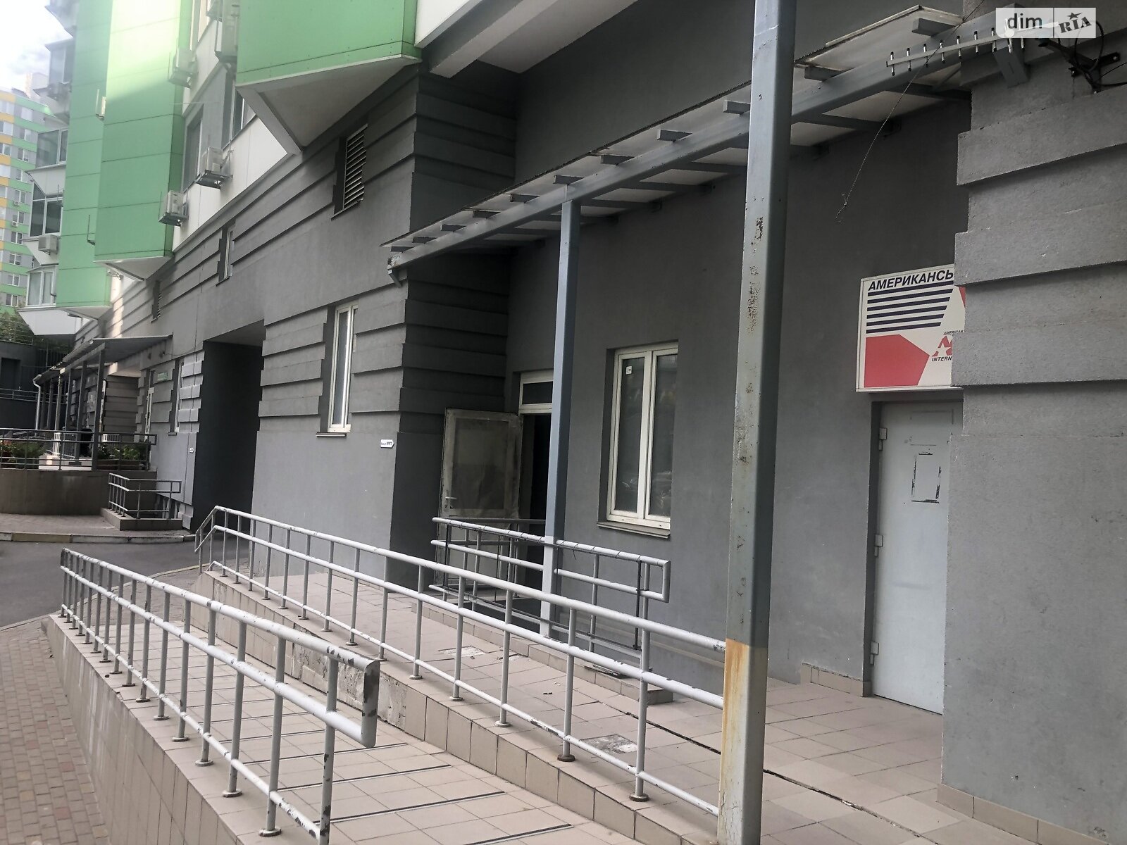 Коммерческое помещение в Киеве, продажа по Вышгородская улица 45Б/1, район Ветряные Горы, цена: 130 000 долларов за объект фото 1 Коммерческое помещение в Киеве, продажа по Вышгородская улица 45Б/1, район Ветряные Горы, цена: 130 000 долларов за объект фото 1