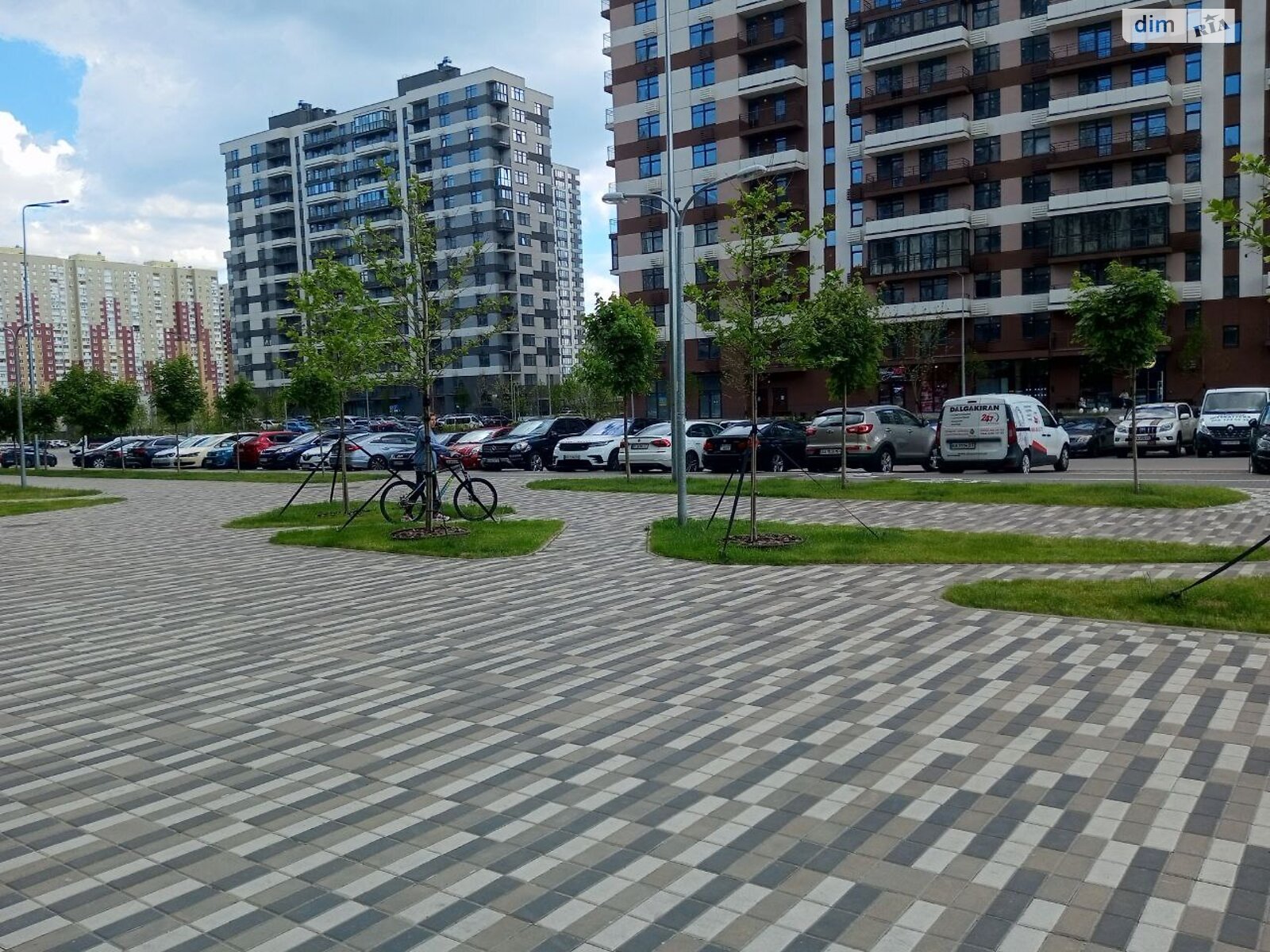 Комерційне приміщення в Києві, продаж по Олександра Олеся вулиця, район Виноградар, ціна: 240 000 доларів за об’єкт фото 1 Комерційне приміщення в Києві, продаж по Олександра Олеся вулиця, район Виноградар, ціна: 240 000 доларів за об’єкт фото 1