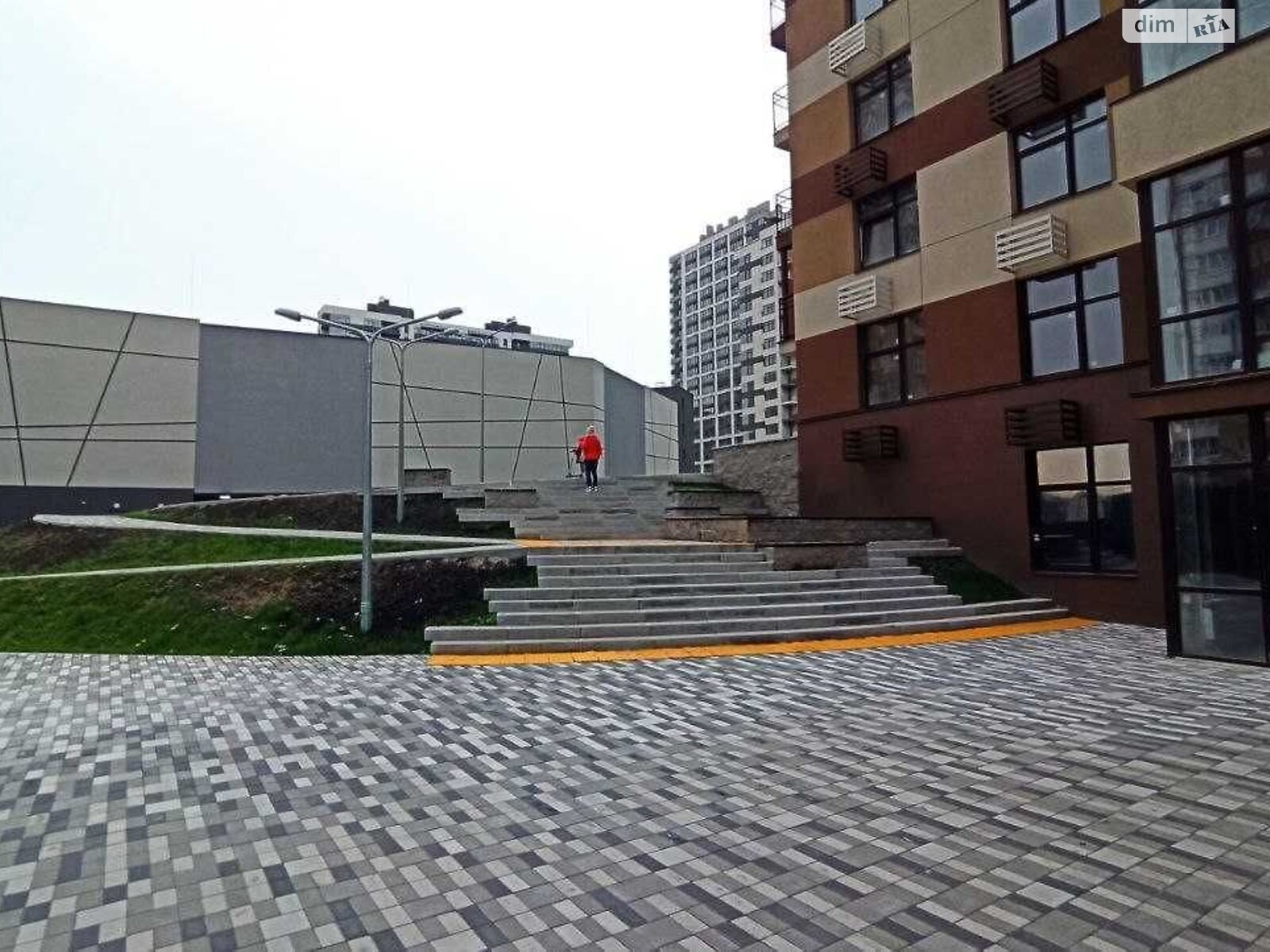 Коммерческое помещение в Киеве, продажа по Александра Олеся улица 2А, район Виноградарь, цена: 340 000 долларов за объект фото 1 Коммерческое помещение в Киеве, продажа по Александра Олеся улица 2А, район Виноградарь, цена: 340 000 долларов за объект фото 1