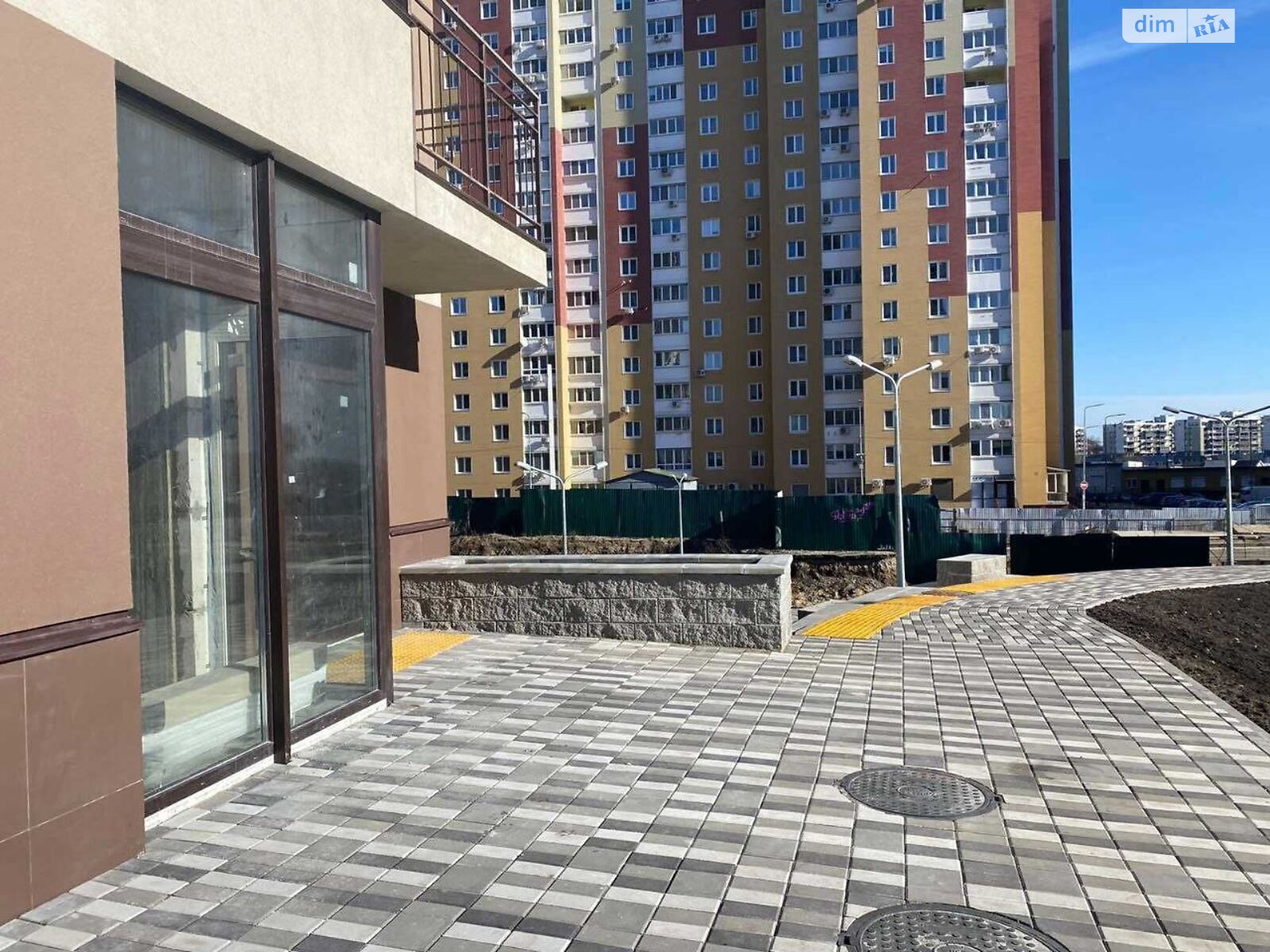 Коммерческое помещение в Киеве, продажа по Александра Олеся улица 2А, район Виноградарь, цена: 340 000 долларов за объект фото 1 Коммерческое помещение в Киеве, продажа по Александра Олеся улица 2А, район Виноградарь, цена: 340 000 долларов за объект фото 1