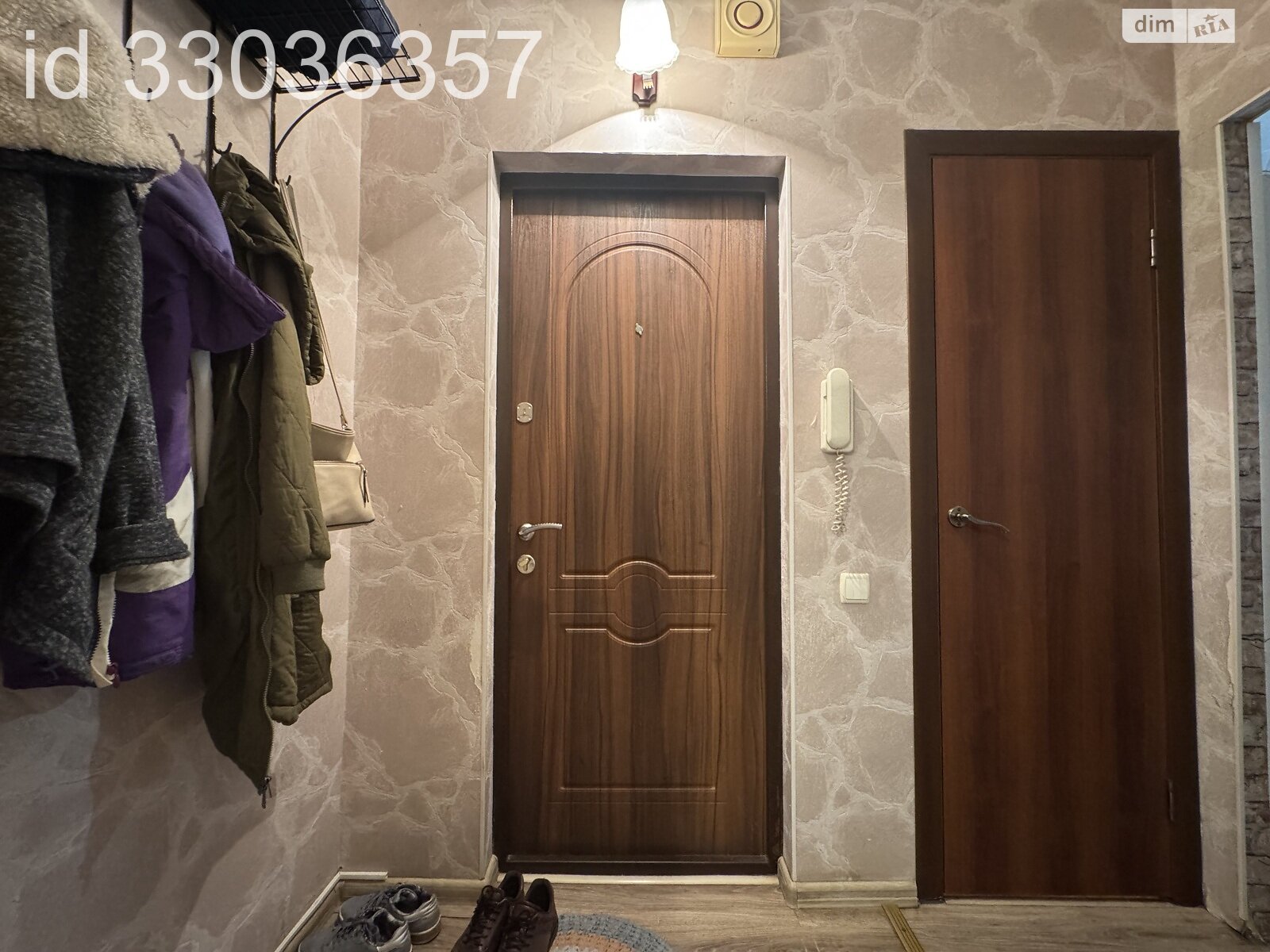 Комерційне приміщення в Києві, продаж по Свободи проспект 15/1, район Виноградар, ціна: 90 000 доларів за об’єкт фото 1 Комерційне приміщення в Києві, продаж по Свободи проспект 15/1, район Виноградар, ціна: 90 000 доларів за об’єкт фото 1