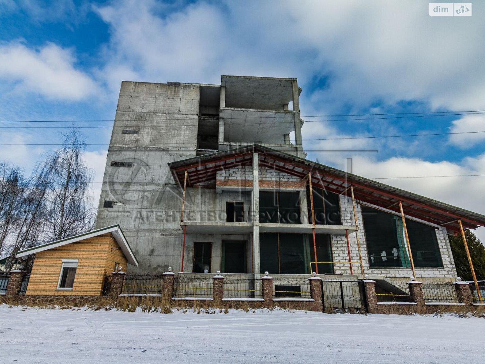 Коммерческое помещение в Киеве, продажа по Ягодная улица, район Вышгородский Массив, цена: 1 600 000 долларов за объект фото 1