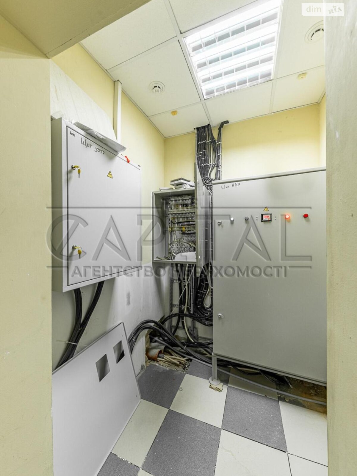 Комерційне приміщення в Києві, продаж по Болсуновська вулиця 8, район Звіринець, ціна: 900 000 доларів за об’єкт фото 1