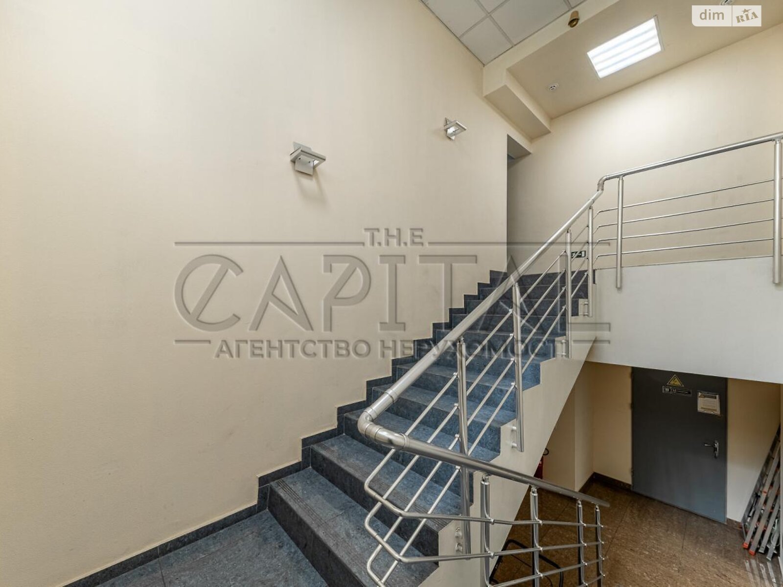 Комерційне приміщення в Києві, продаж по Болсуновська вулиця 8, район Звіринець, ціна: 900 000 доларів за об’єкт фото 1