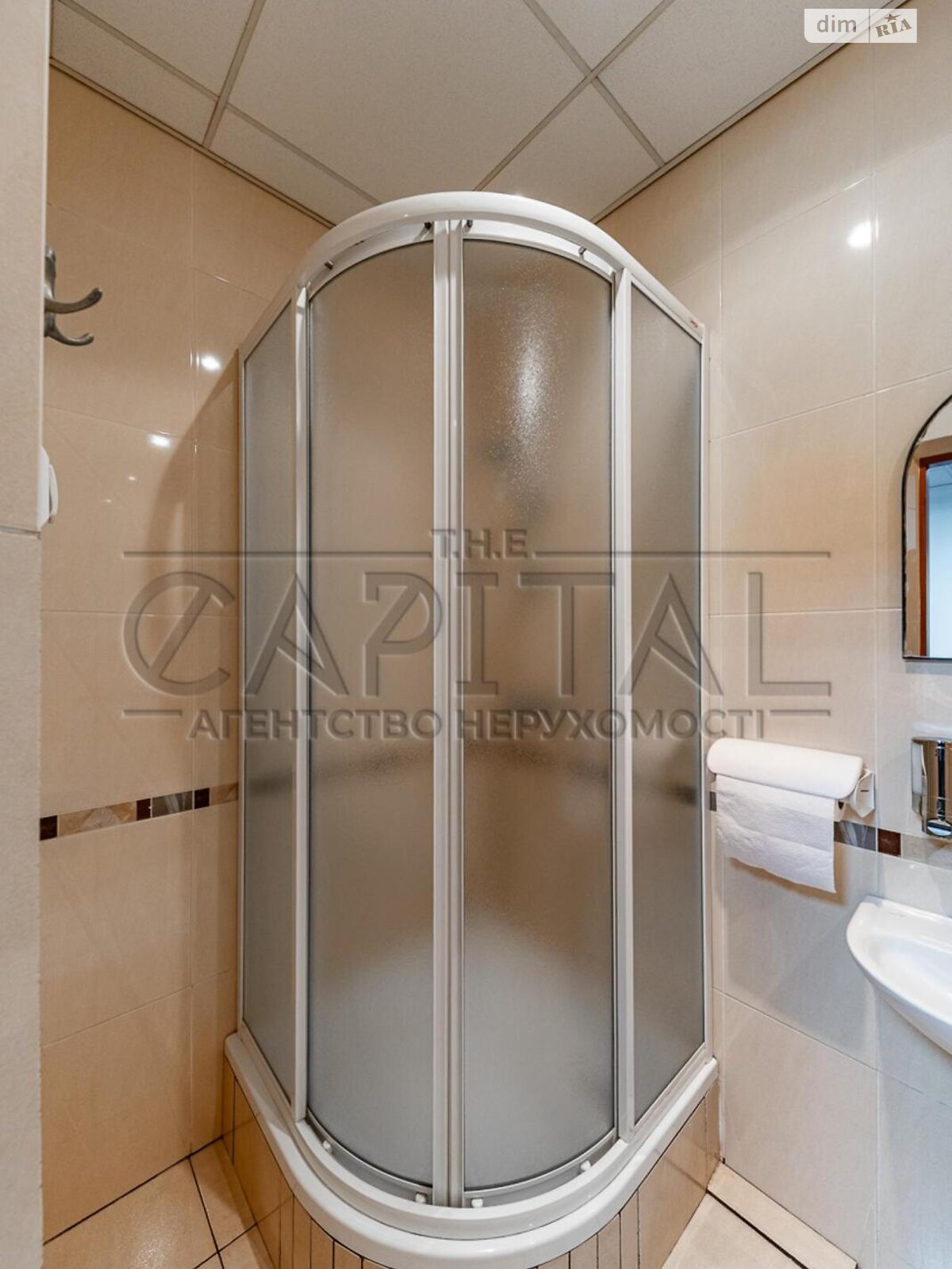 Комерційне приміщення в Києві, продаж по Болсуновська вулиця 8, район Звіринець, ціна: 900 000 доларів за об’єкт фото 1