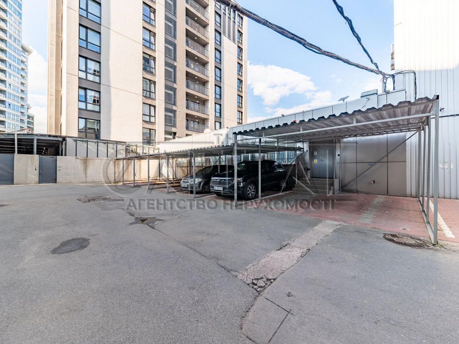 Комерційне приміщення в Києві, продаж по Болсуновська вулиця 8, район Звіринець, ціна: 900 000 доларів за об’єкт фото 1