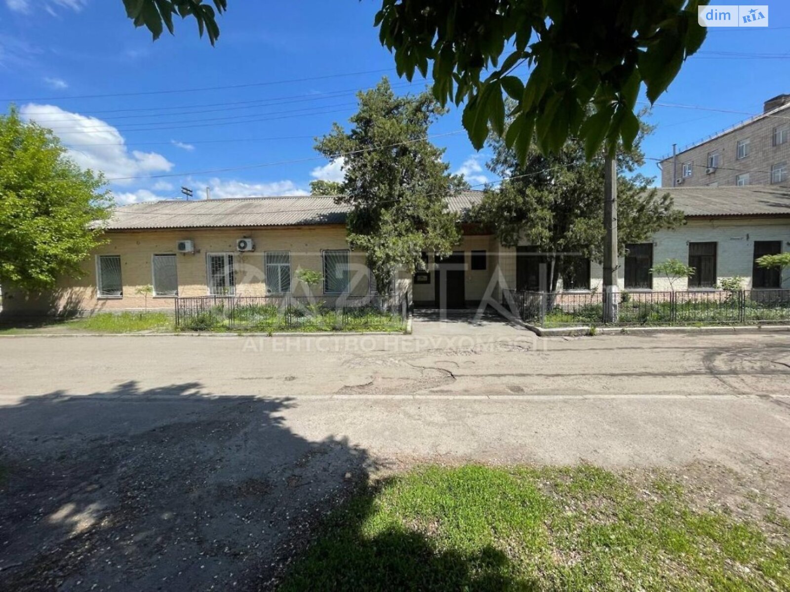 Коммерческое помещение в Киеве, продажа по Деревообрабатывающая улица 1, район Выдубичи, цена: 500 000 долларов за объект фото 1