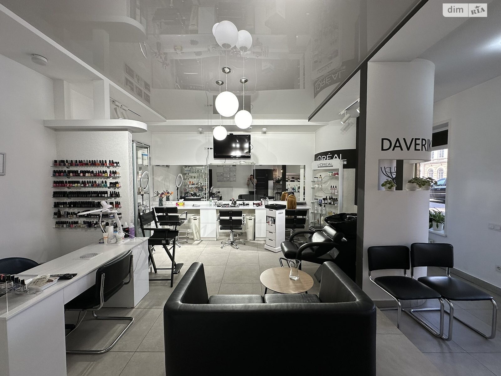 Коммерческое помещение в Коломые, продажа по Привокзальная площадь 6/18, район Коломыя, цена: 255 669 долларов за объект фото 1 Коммерческое помещение в Коломые, продажа по Привокзальная площадь 6/18, район Коломыя, цена: 255 669 долларов за объект фото 1