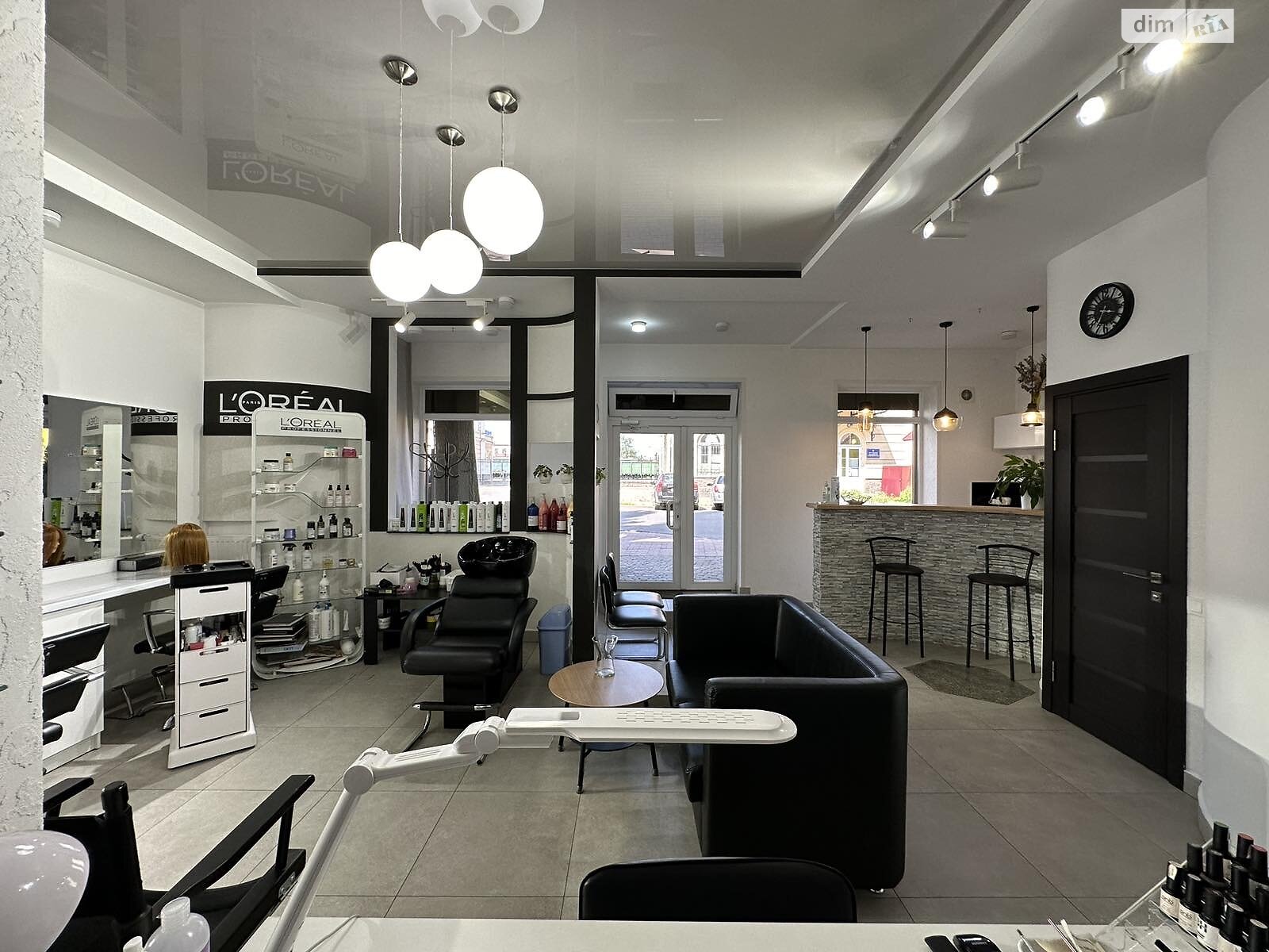 Коммерческое помещение в Коломые, продажа по Привокзальная площадь 6/18, район Коломыя, цена: 255 669 долларов за объект фото 1 Коммерческое помещение в Коломые, продажа по Привокзальная площадь 6/18, район Коломыя, цена: 255 669 долларов за объект фото 1