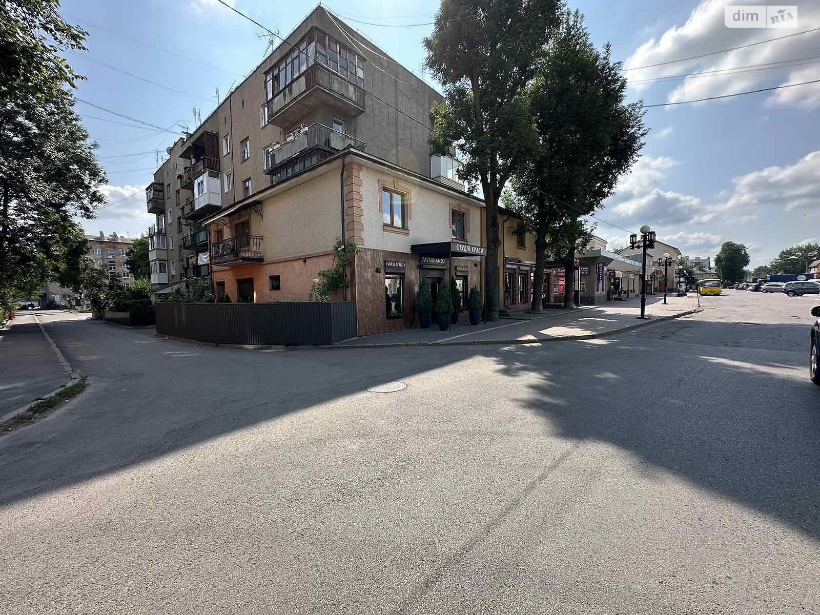 Коммерческое помещение в Коломые, продажа по Привокзальная площадь 6/18, район Коломыя, цена: 255 669 долларов за объект фото 1 Коммерческое помещение в Коломые, продажа по Привокзальная площадь 6/18, район Коломыя, цена: 255 669 долларов за объект фото 1