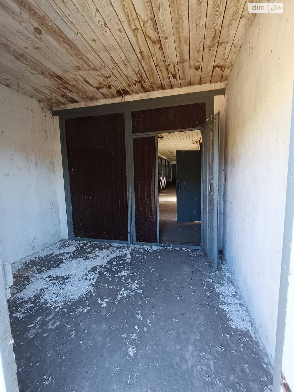 Комерційне приміщення в Комарівці, вулиця Коробівська 3, ціна продажу: 15 000 доларів за об’єкт фото 1 Комерційне приміщення в Комарівці, вулиця Коробівська 3, ціна продажу: 15 000 доларів за об’єкт фото 1