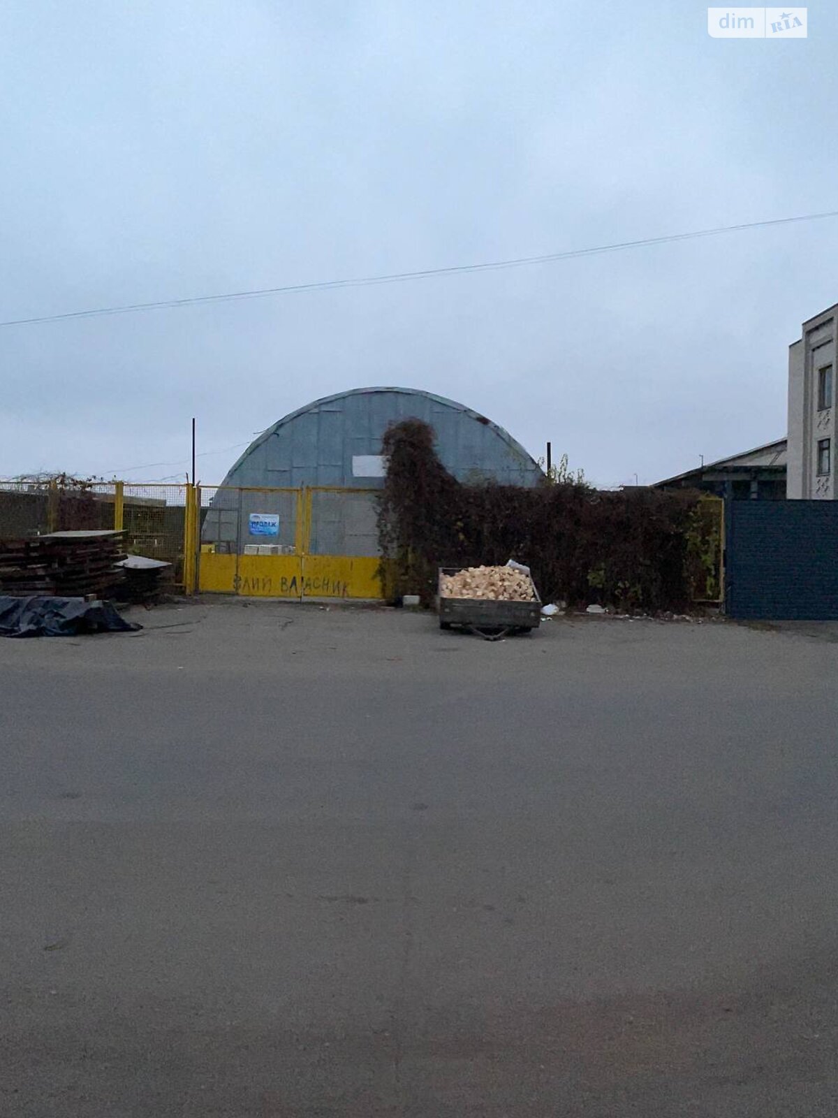 Комерційне приміщення в Корсуні-Шевченківському, продаж по Ярослава Мудрого (Леніна) вулиця 323, район Корсунь-Шевченківський, ціна: 55 000 доларів за об’єкт фото 1 Комерційне приміщення в Корсуні-Шевченківському, продаж по Ярослава Мудрого (Леніна) вулиця 323, район Корсунь-Шевченківський, ціна: 55 000 доларів за об’єкт фото 1