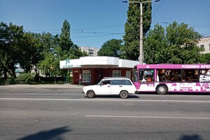 Комерційне приміщення в Кременчуку, продаж по Свободи (60 років Жовтня вул.) проспект 5А, район Центр, ціна: 49 000 доларів за об’єкт фото 2