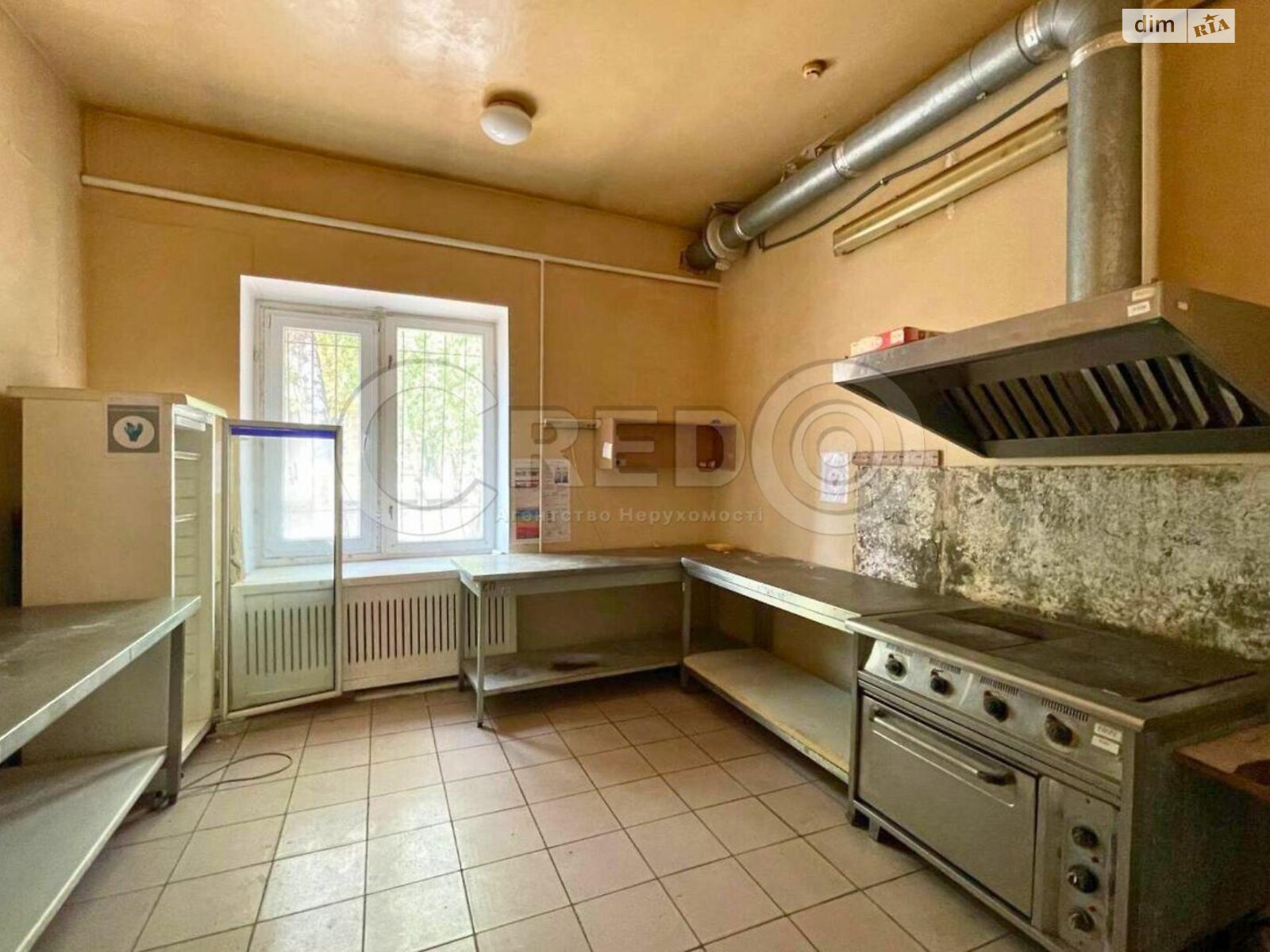 Комерційне приміщення в Кривому Розі, продаж по Ватутіна вулиця 7, район Покровський, ціна: 100 000 доларів за об’єкт фото 1 Комерційне приміщення в Кривому Розі, продаж по Ватутіна вулиця 7, район Покровський, ціна: 100 000 доларів за об’єкт фото 1