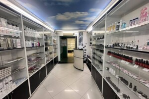 Комерційне приміщення в Кривому Розі, продаж по просп. 200-річчя Кривого Рогу 9, район Саксаганський, ціна: 45 000 доларів за об’єкт фото 2