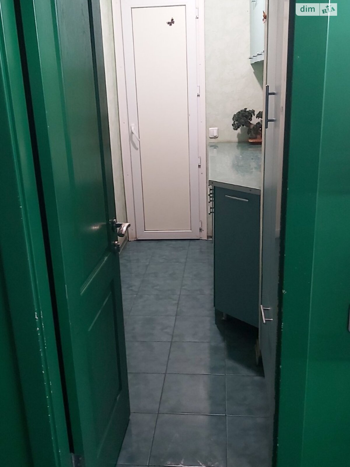 Коммерческое помещение в Кривом Роге, продажа по 200-летия Кривого Рога проспект 9, район Саксаганский, цена: 43 000 долларов за объект фото 1 Коммерческое помещение в Кривом Роге, продажа по 200-летия Кривого Рога проспект 9, район Саксаганский, цена: 43 000 долларов за объект фото 1