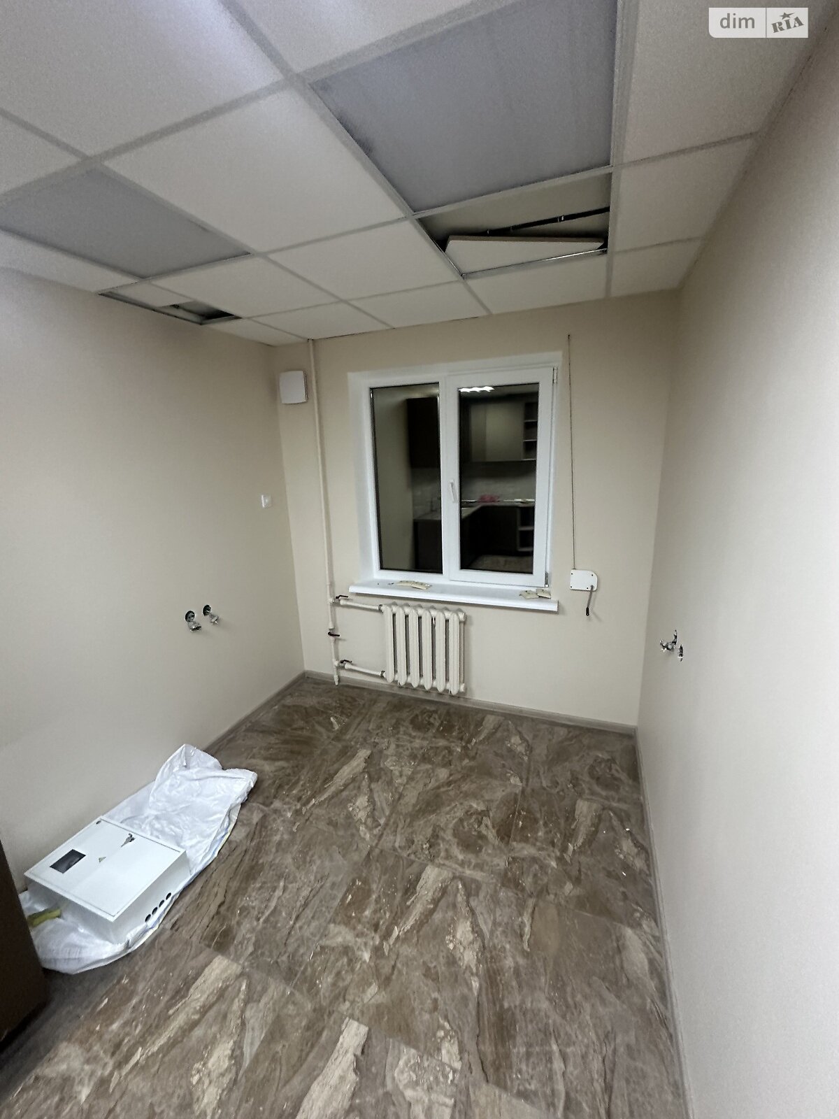 Коммерческое помещение в Кривом Роге, продажа по Мира проспект 27, район Саксаганский, цена: 150 000 долларов за объект фото 1 Коммерческое помещение в Кривом Роге, продажа по Мира проспект 27, район Саксаганский, цена: 150 000 долларов за объект фото 1