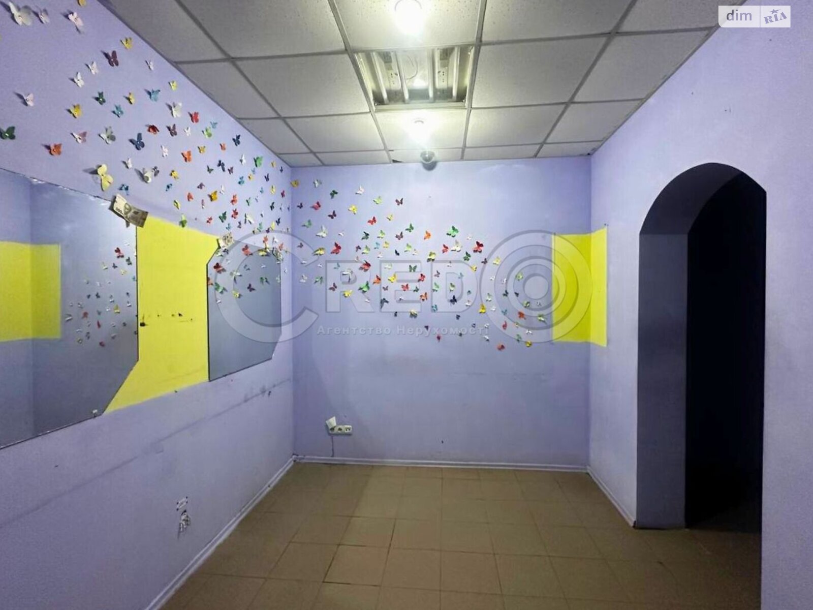 Коммерческое помещение в Кривом Роге, продажа по Солнечный микрорайон, район Саксаганский, цена: 10 000 долларов за объект фото 1