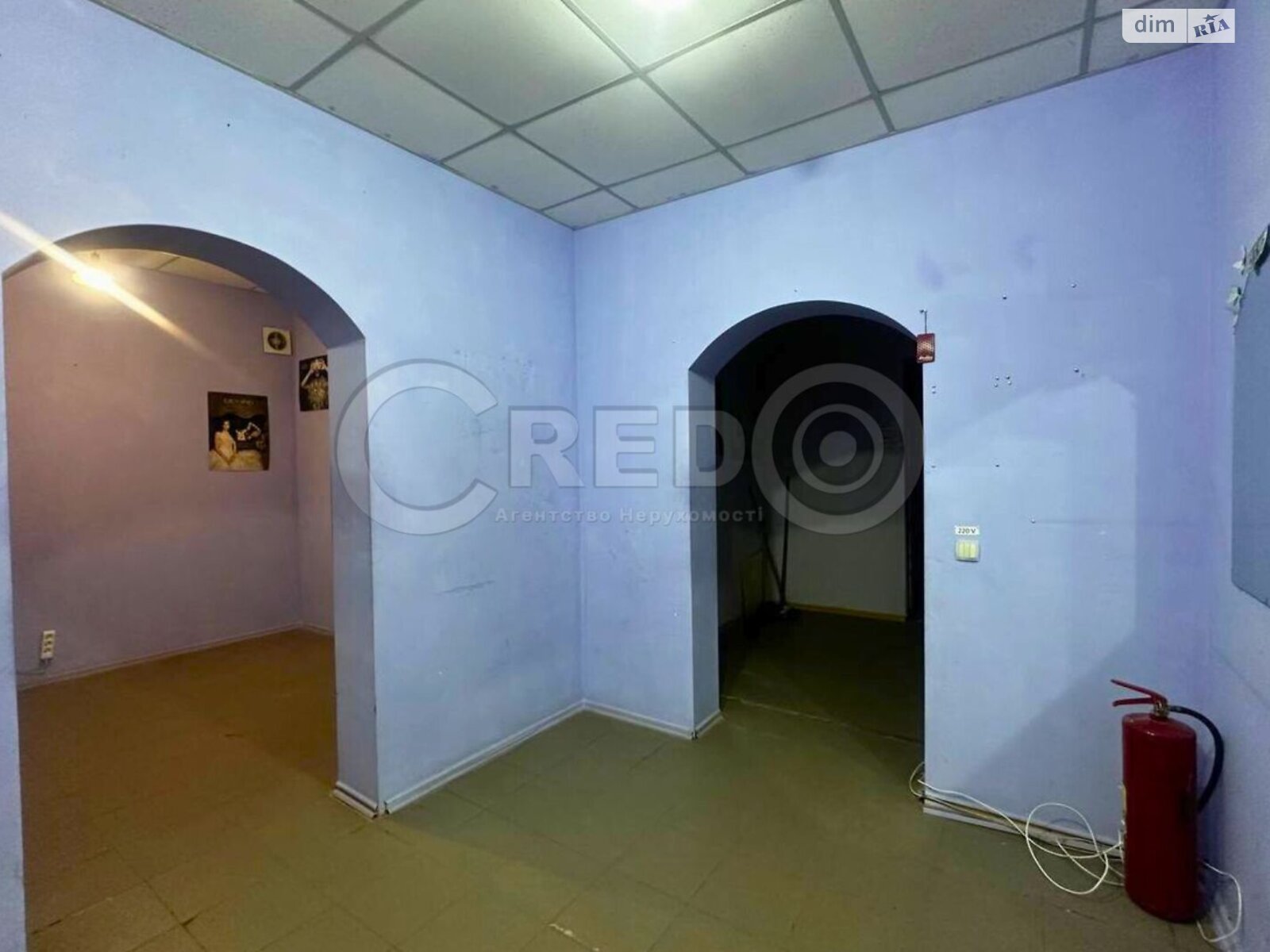 Коммерческое помещение в Кривом Роге, продажа по Солнечный микрорайон, район Саксаганский, цена: 10 000 долларов за объект фото 1