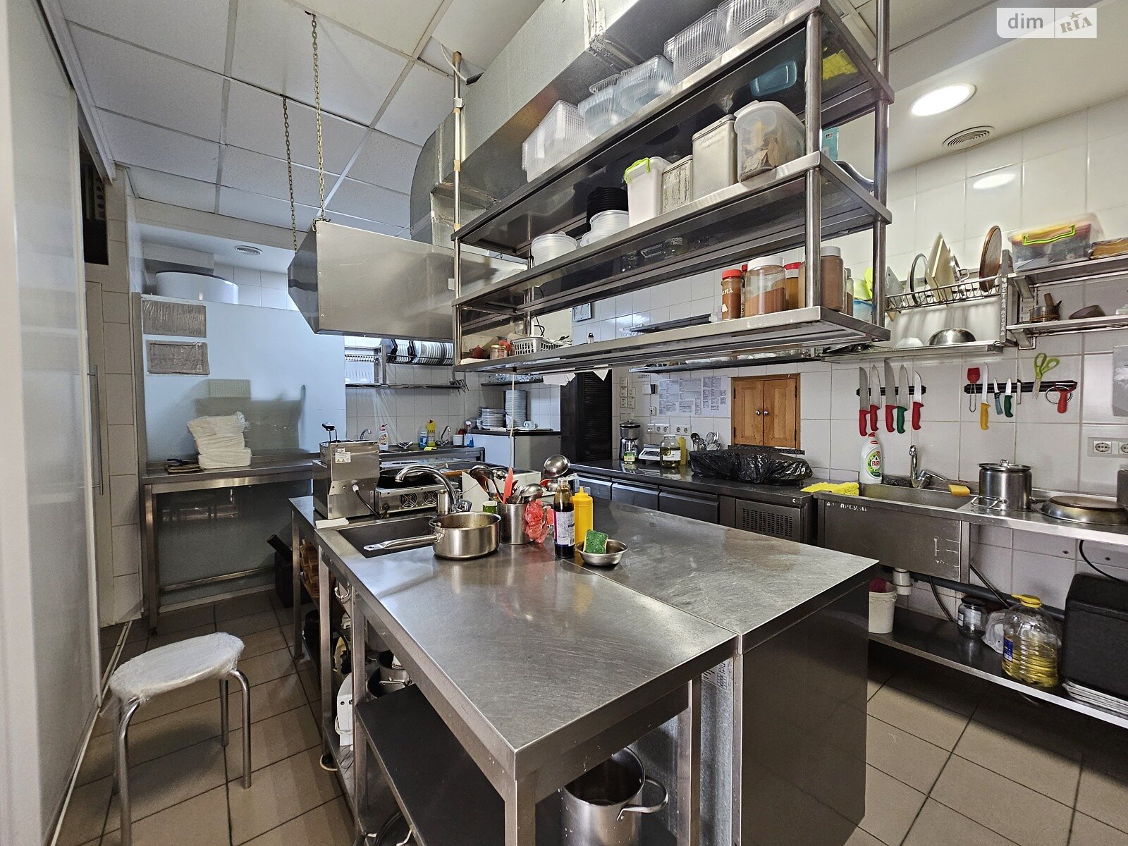 Коммерческое помещение в Кривом Роге, Университетский (Гагарина) проспект 30, цена: продажи 130 000 долларов за объект фото 1 Коммерческое помещение в Кривом Роге, Университетский (Гагарина) проспект 30, цена продажи: 130 000 долларов за объект фото 1