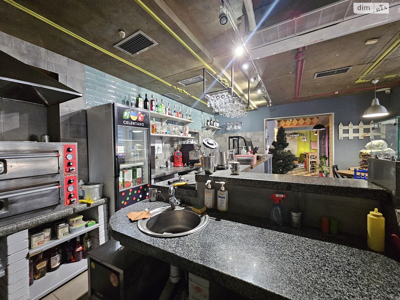 Коммерческое помещение в Кривом Роге, Университетский (Гагарина) проспект 30, цена: продажи 130 000 долларов за объект фото 1 Коммерческое помещение в Кривом Роге, Университетский (Гагарина) проспект 30, цена продажи: 130 000 долларов за объект фото 1