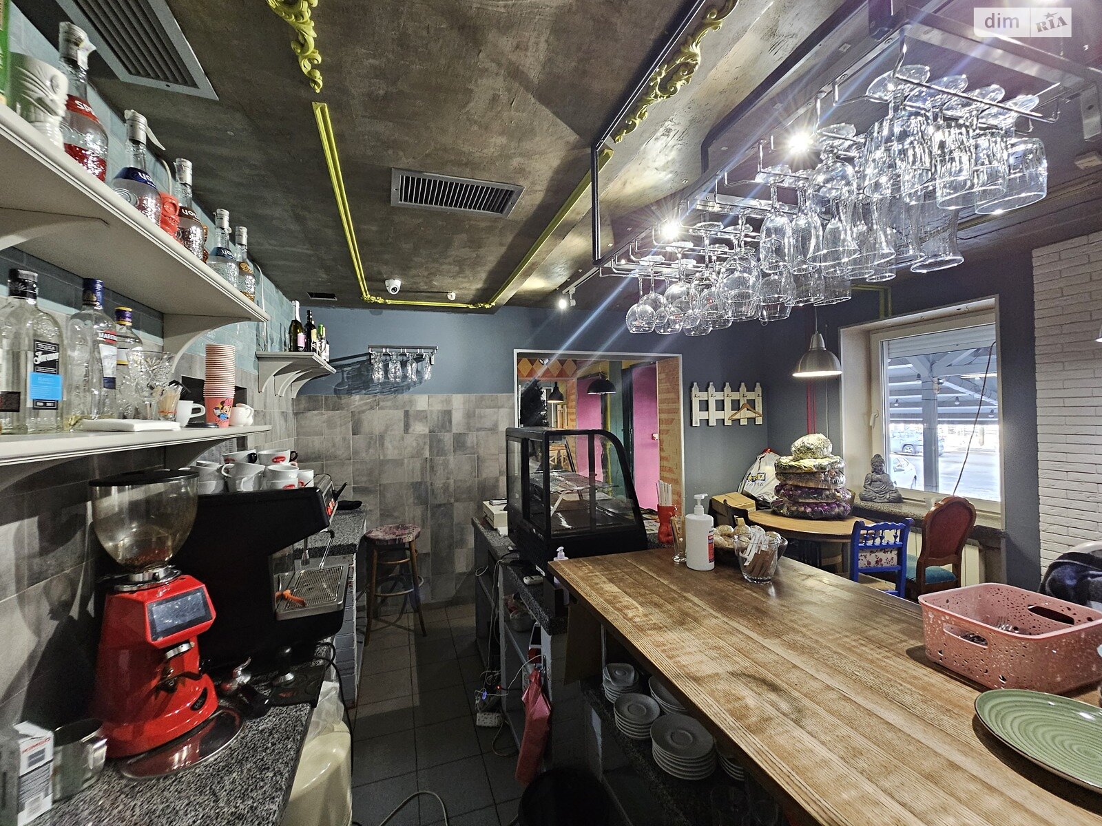 Коммерческое помещение в Кривом Роге, Университетский (Гагарина) проспект 30, цена: продажи 130 000 долларов за объект фото 1 Коммерческое помещение в Кривом Роге, Университетский (Гагарина) проспект 30, цена продажи: 130 000 долларов за объект фото 1