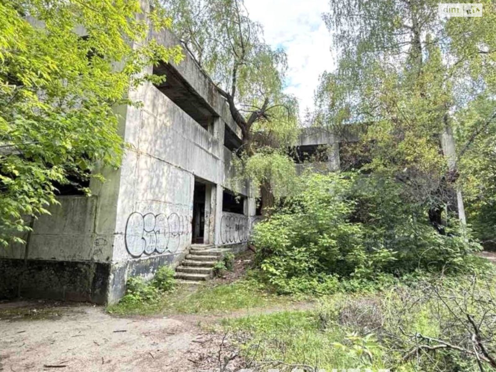 Коммерческое помещение в Кропивницком, продажа по Славянская улица, район Крепостной, цена: 150 000 долларов за объект фото 1 Коммерческое помещение в Кропивницком, продажа по Славянская улица, район Крепостной, цена: 150 000 долларов за объект фото 1