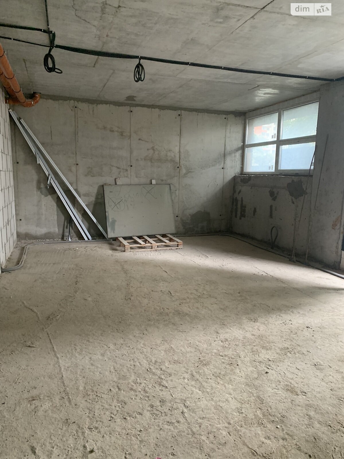 Комерційне приміщення в Крижанівка, Марсельська вулиця 33/1, ціна продажу: 71 000 доларів за об’єкт фото 1 Комерційне приміщення в Крижанівка, Марсельська вулиця 33/1, ціна продажу: 71 000 доларів за об’єкт фото 1