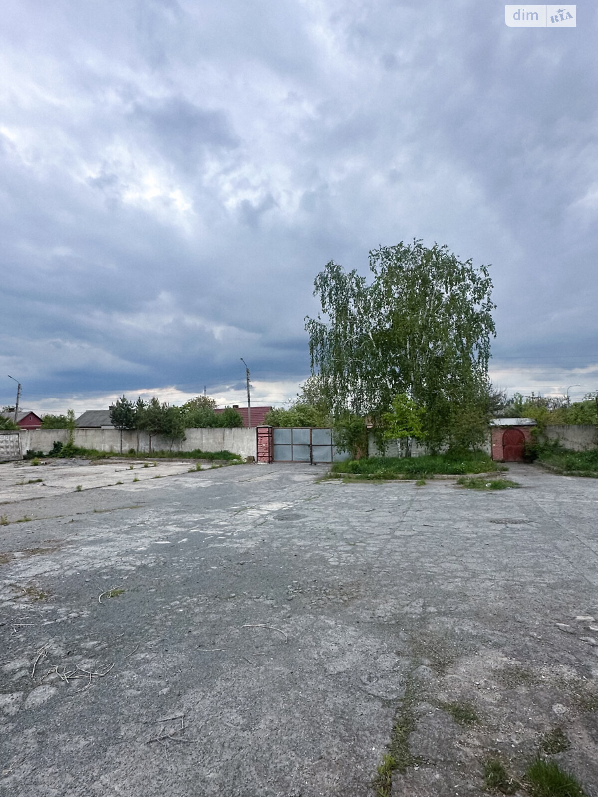 Коммерческое помещение в Квасилове, Индустриальная улица, цена: продажи 300 000 долларов за объект фото 1 Коммерческое помещение в Квасилове, Индустриальная улица, цена продажи: 300 000 долларов за объект фото 1