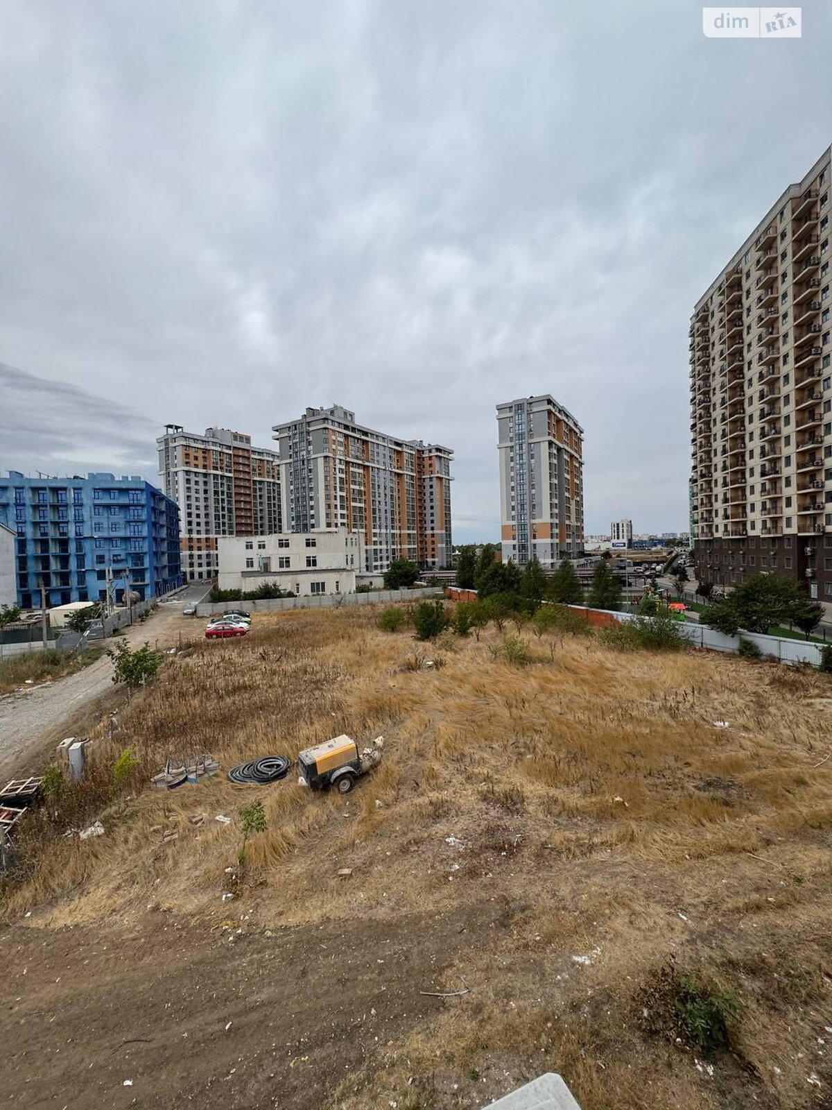 Комерційне приміщення в Лиманці, масив 10, ціна продажу: 1 600 000 доларів за об’єкт фото 1