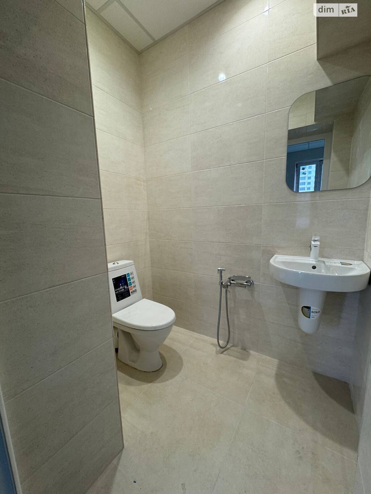 Комерційне приміщення в Лиманці, масив 10, ціна продажу: 1 600 000 доларів за об’єкт фото 1