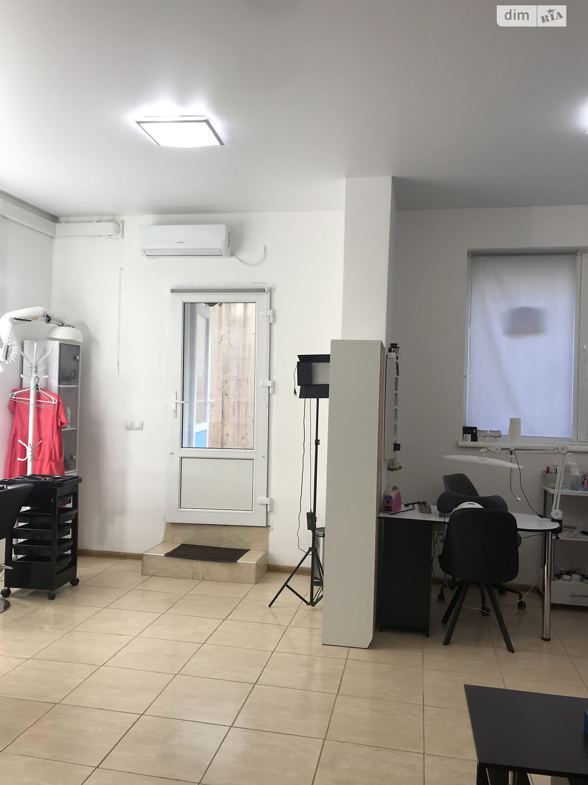 Комерційне приміщення в Лиманці, Райдужний масив, ціна продажу: 28 000 доларів за об’єкт фото 1 Комерційне приміщення в Лиманці, Райдужний масив, ціна продажу: 28 000 доларів за об’єкт фото 1