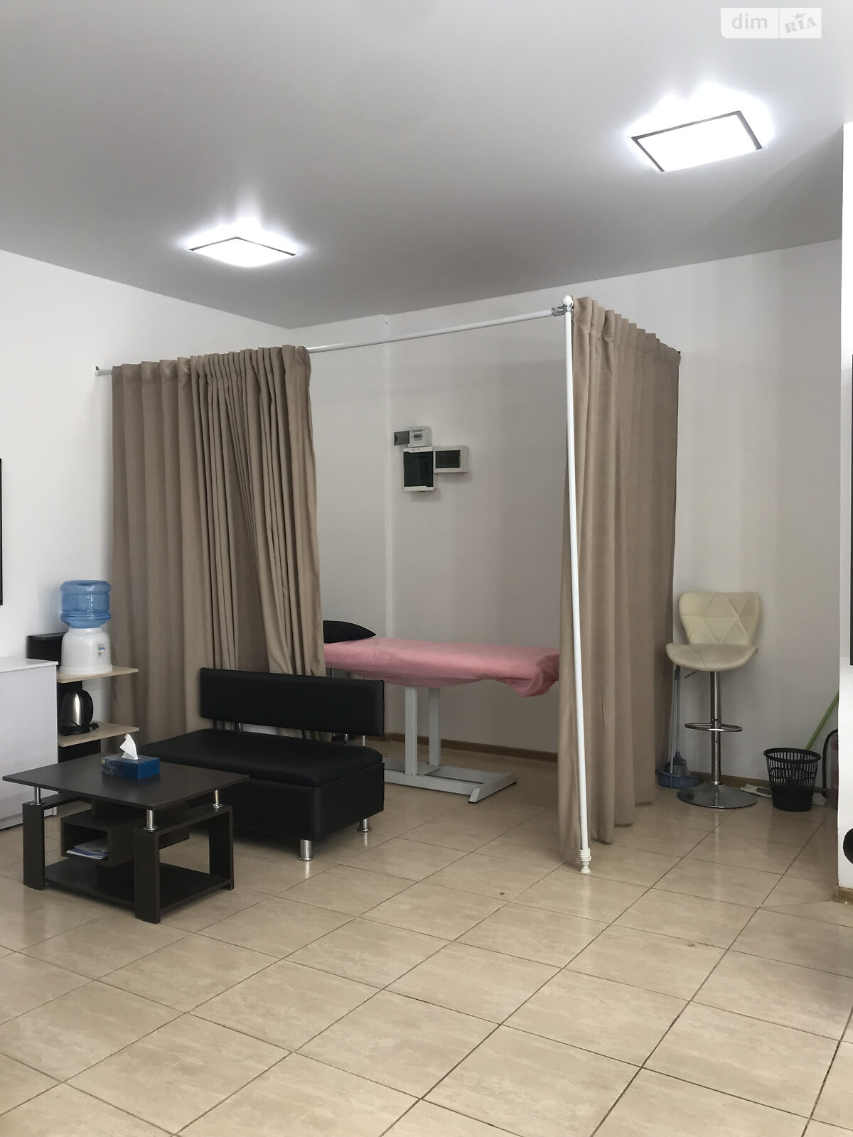 Комерційне приміщення в Лиманці, Райдужний масив, ціна продажу: 28 000 доларів за об’єкт фото 1 Комерційне приміщення в Лиманці, Райдужний масив, ціна продажу: 28 000 доларів за об’єкт фото 1