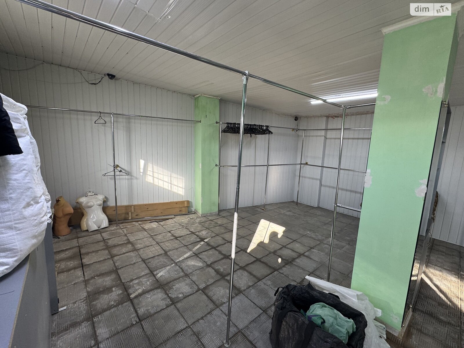 Коммерческое помещение в Литине, продажа по Рыночная улица, район Литин, цена: 17 500 долларов за объект фото 1
