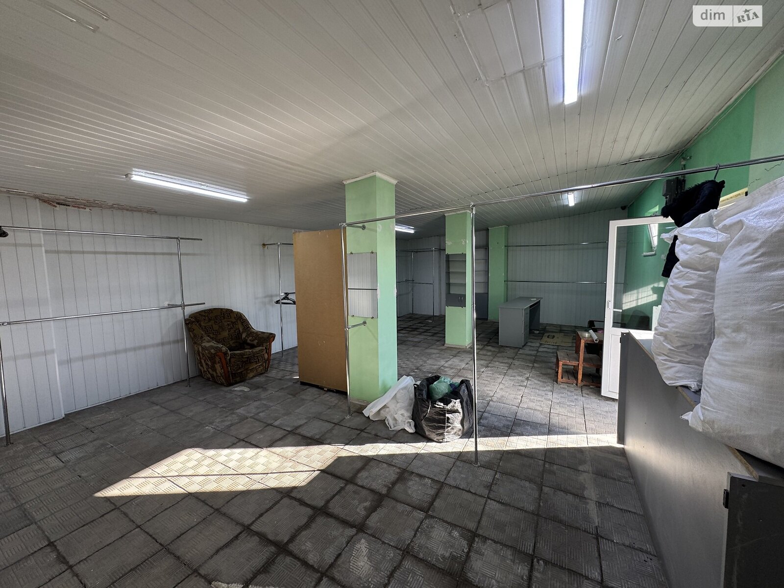 Коммерческое помещение в Литине, продажа по Рыночная улица, район Литин, цена: 17 500 долларов за объект фото 1