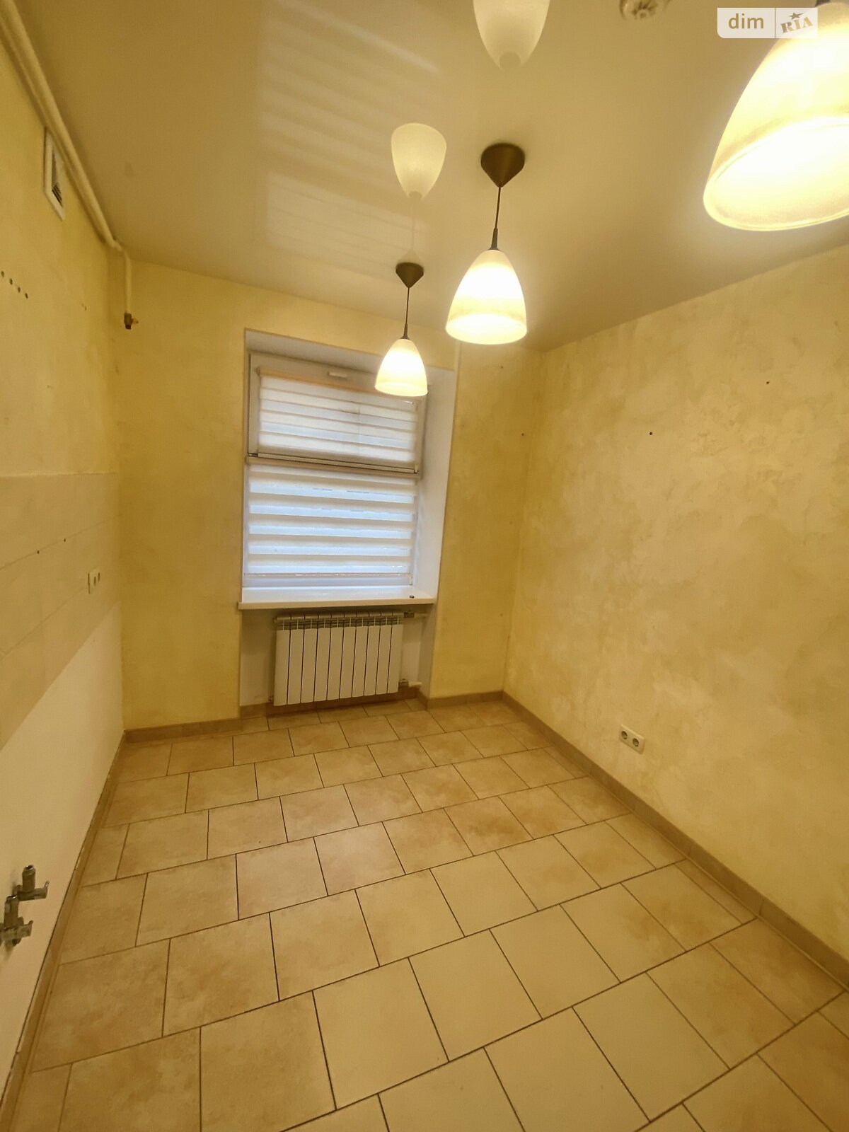 Коммерческое помещение в Луцке, продажа по Молодежи проспект 15, район 33 микрорайон, цена: 63 940 долларов за объект фото 1