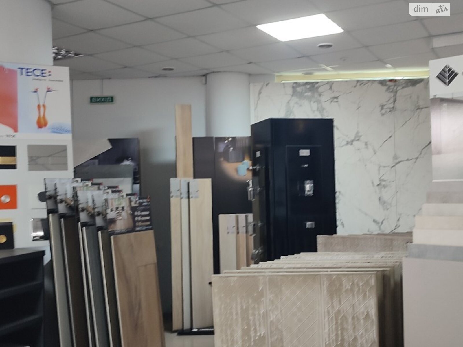 Комерційне приміщення в Луцьку, продаж по Дубнівська вулиця 15, район Центр, ціна: 159 600 доларів за об’єкт фото 1 Комерційне приміщення в Луцьку, продаж по Дубнівська вулиця 15, район Центр, ціна: 159 600 доларів за об’єкт фото 1