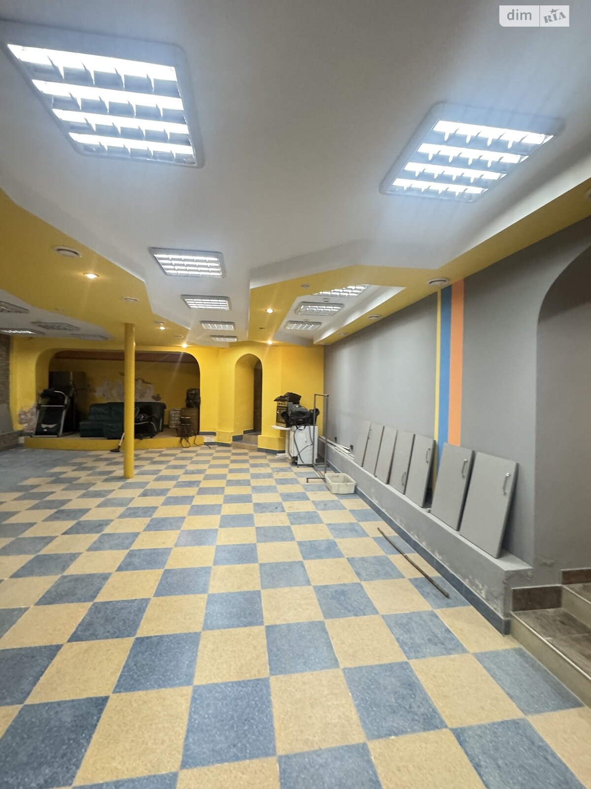 Комерційне приміщення в Луцьку, продаж по Лесі Українки вулиця 32, район Центр, ціна: 1 043 249 доларів за об’єкт фото 1 Комерційне приміщення в Луцьку, продаж по Лесі Українки вулиця 32, район Центр, ціна: 1 043 249 доларів за об’єкт фото 1