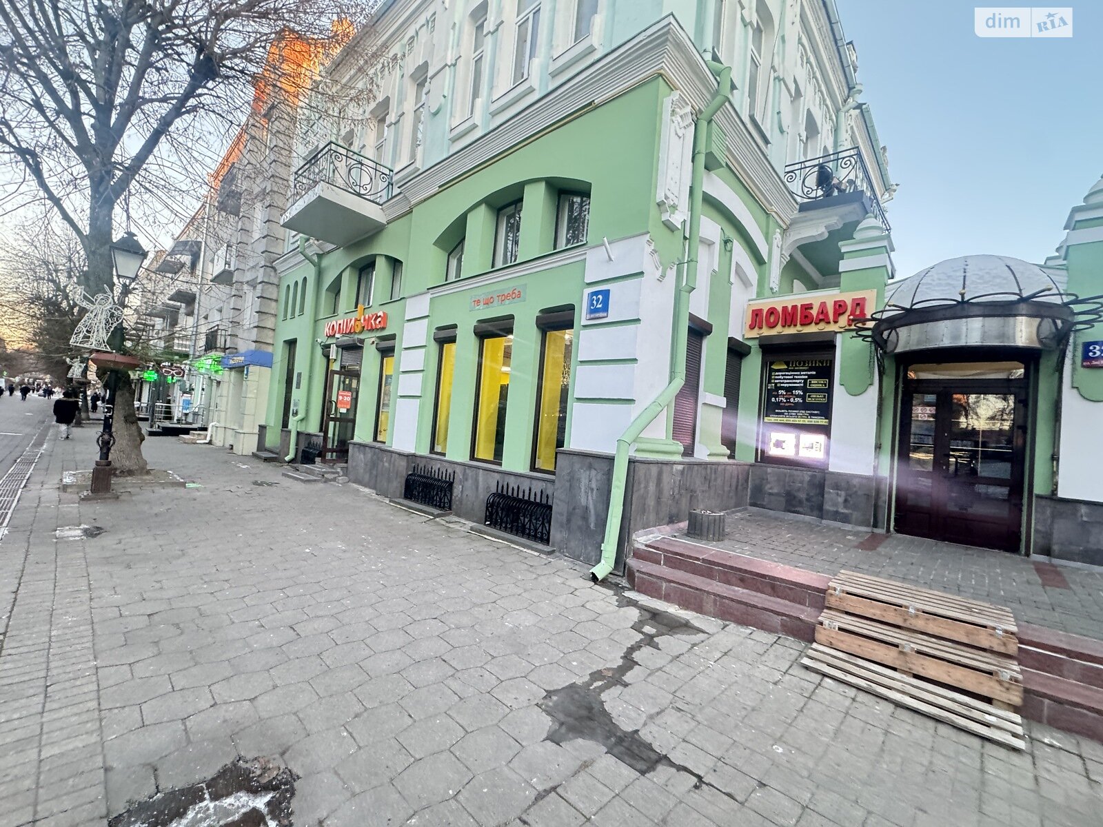 Комерційне приміщення в Луцьку, продаж по Лесі Українки вулиця 32, район Центр, ціна: 1 043 249 доларів за об’єкт фото 1 Комерційне приміщення в Луцьку, продаж по Лесі Українки вулиця 32, район Центр, ціна: 1 043 249 доларів за об’єкт фото 1