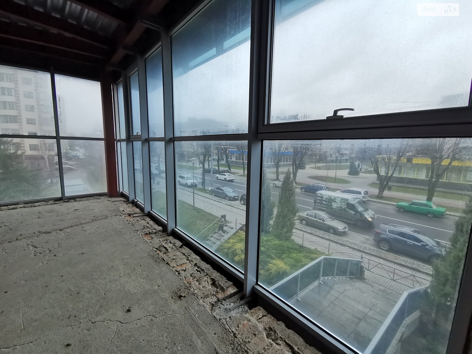 Коммерческое помещение в Луцке, Воли проспект 48, цена: продажи 1 800 000 долларов за объект фото 1 Коммерческое помещение в Луцке, Воли проспект 48, цена продажи: 1 800 000 долларов за объект фото 1