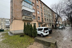 Коммерческое помещение в Луцке, Возрождение проспект 4, цена продажи: 25 500 долларов за объект фото 2