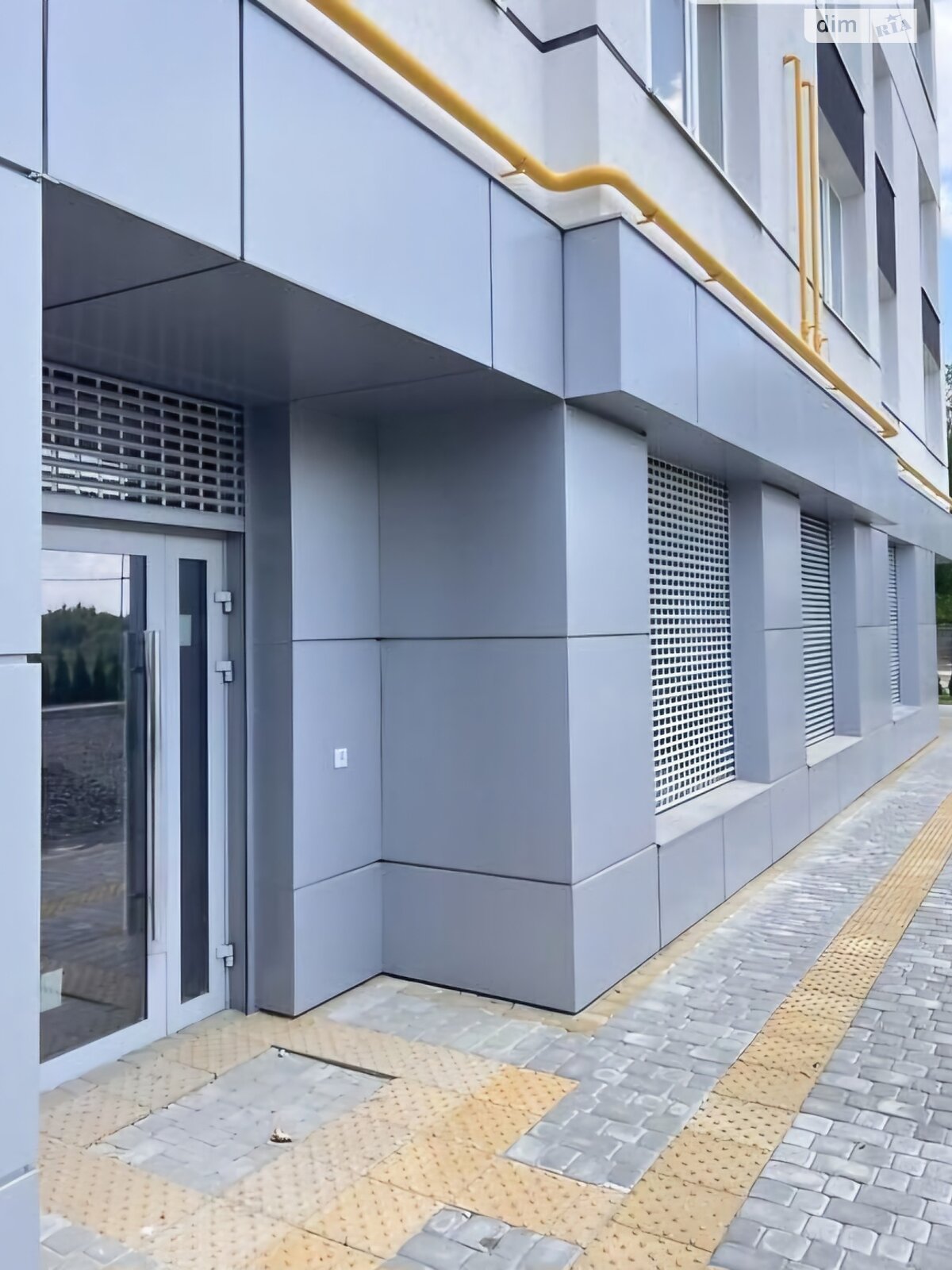 Коммерческое помещение в Львове, продажа по Миклеша Карла улица, район Боднаровка, цена: 195 000 долларов за объект фото 1