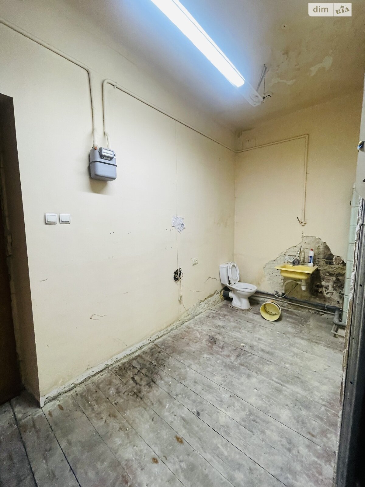 Комерційне приміщення в Львові, продаж по Тобілевича вулиця, район Франківський, ціна: 38 000 доларів за об’єкт фото 1 Комерційне приміщення в Львові, продаж по Тобілевича вулиця, район Франківський, ціна: 38 000 доларів за об’єкт фото 1