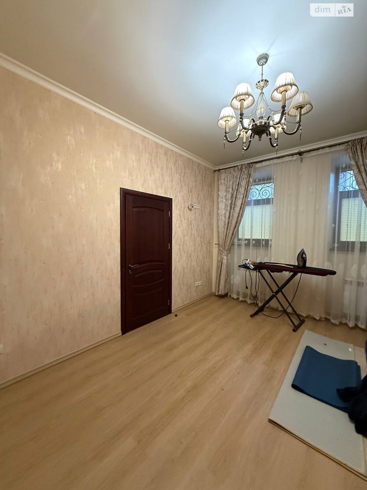 Комерційне приміщення в Львові, продаж по Архипенка Олександра вулиця 6, район Галицький, ціна: 176 000 доларів за об’єкт фото 1