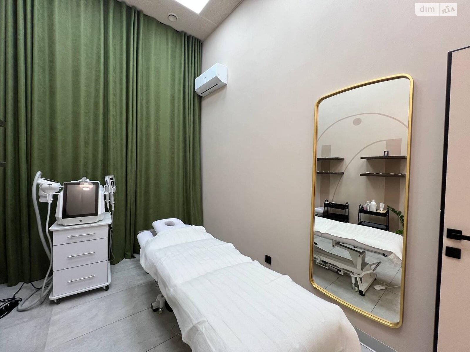 Коммерческое помещение в Львове, продажа по Черновола Вячеслава проспект 16Г, район Галицкий, цена: 199 000 долларов за объект фото 1