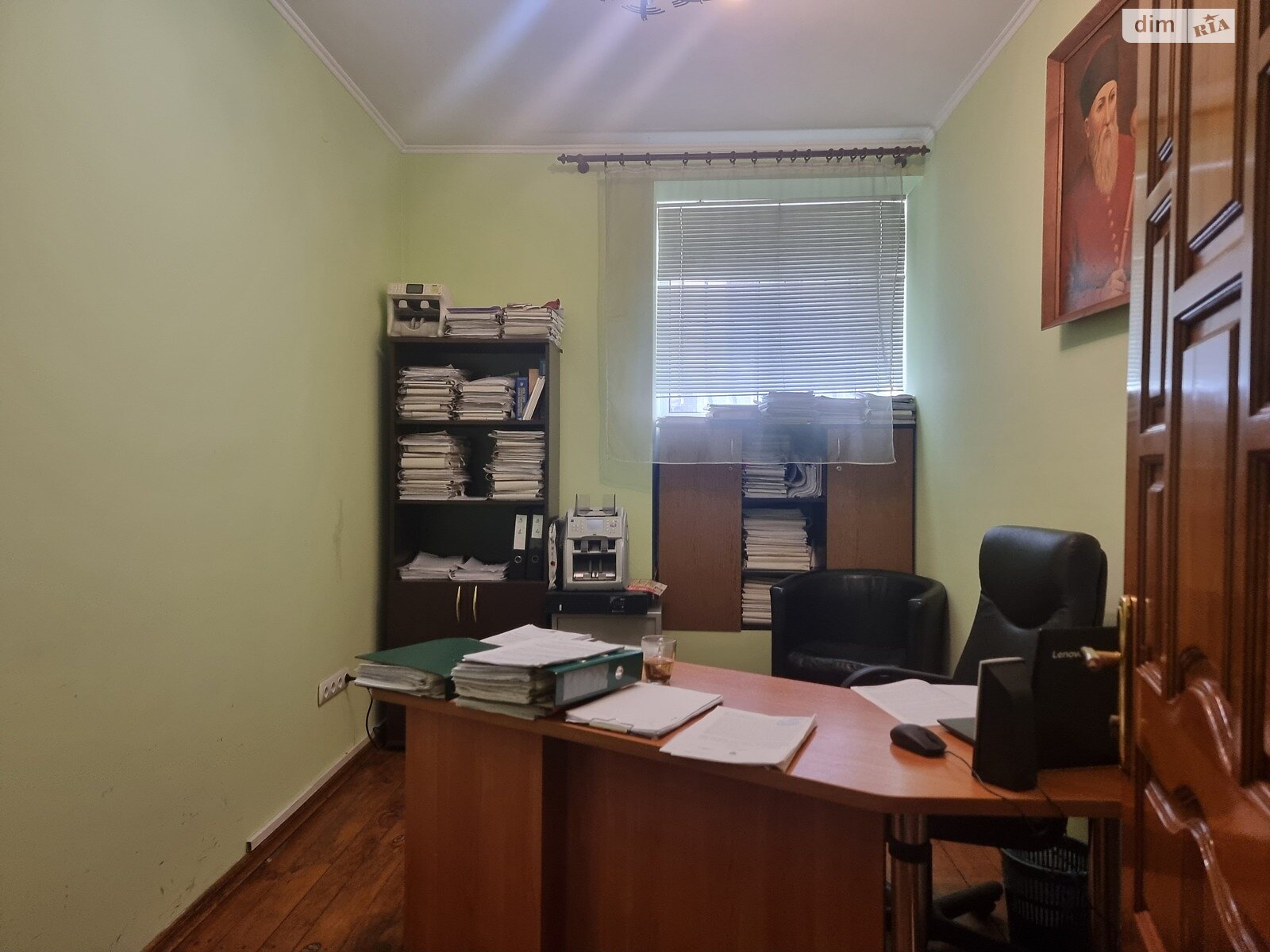 Коммерческое помещение в Львове, продажа по Поповича улица 2, район Галицкий, цена: 70 000 долларов за объект фото 1 Коммерческое помещение в Львове, продажа по Поповича улица 2, район Галицкий, цена: 70 000 долларов за объект фото 1