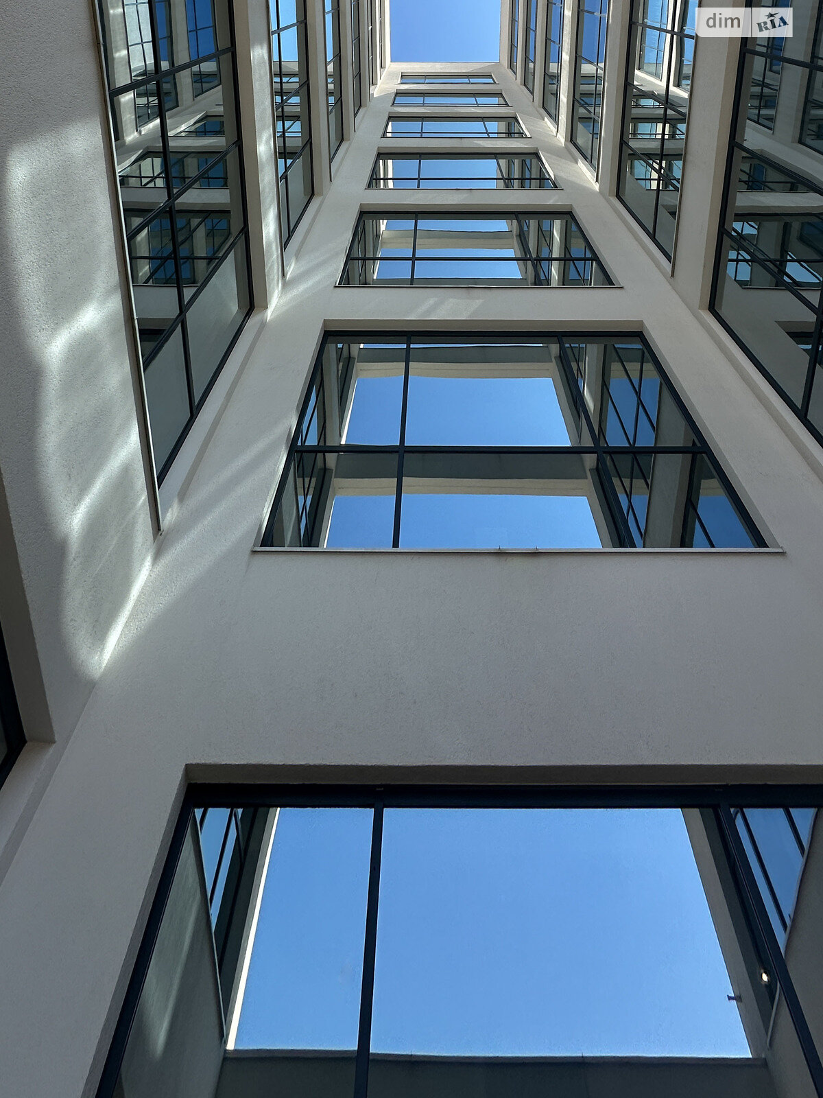 Комерційне приміщення в Львові, продаж по Шевченка Тараса вулиця, район Галицький, ціна: 71 000 доларів за об’єкт фото 1 Комерційне приміщення в Львові, продаж по Шевченка Тараса вулиця, район Галицький, ціна: 71 000 доларів за об’єкт фото 1